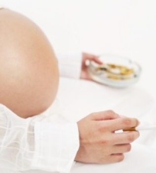 Comportamento materno ajuda a prever se criança será obesa, diz estudo